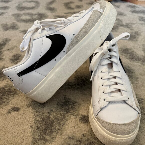 Nike Blazer Low Platform Sneakers - Picture 2 of 5